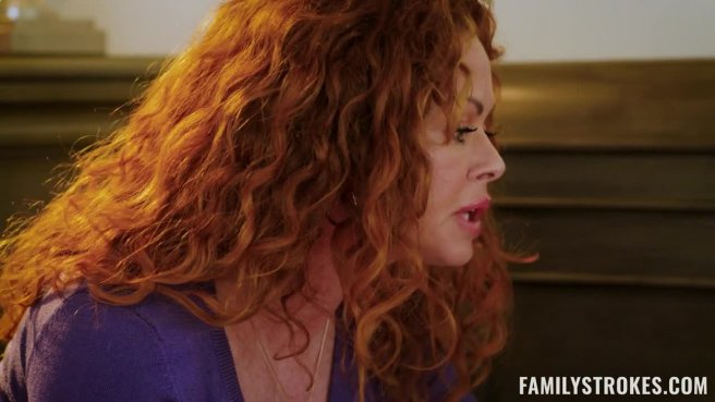 После групповушки юнец не останется девственником #2