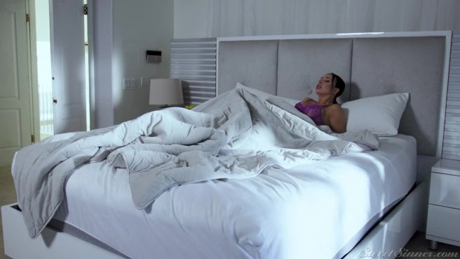 С подружкой жены - это вовсе не измена #2