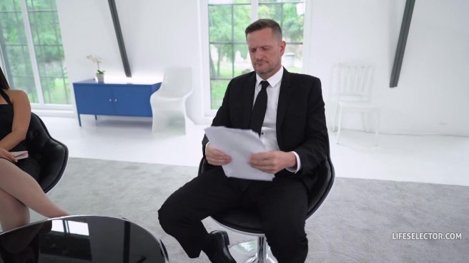 Идеальная офисная помощница ведёт себя именно таким образом #4