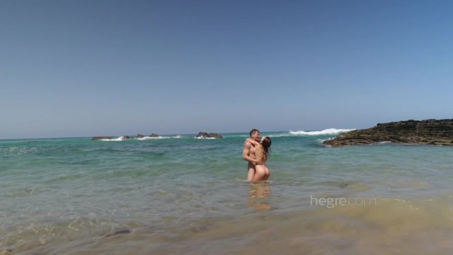 На безлюдном пляже получился самый невероятно красивый разврат #10